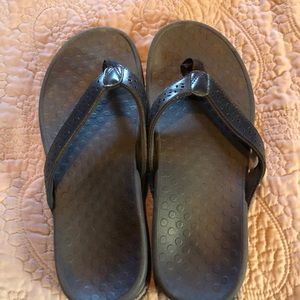 Vionic Flip Flops